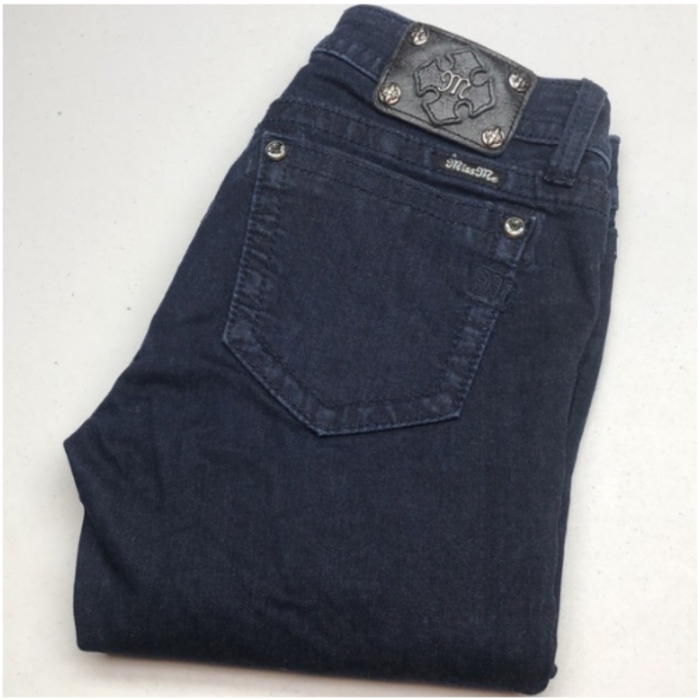 LIKE NEW MISS ME SIGNATURE SUPER SKINNY JEANS 29x30 ⭐️
